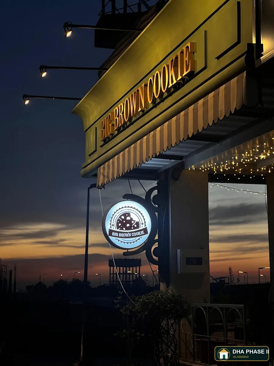 Big Brown Cookie in DHA Phase II Islamabad — photo 2