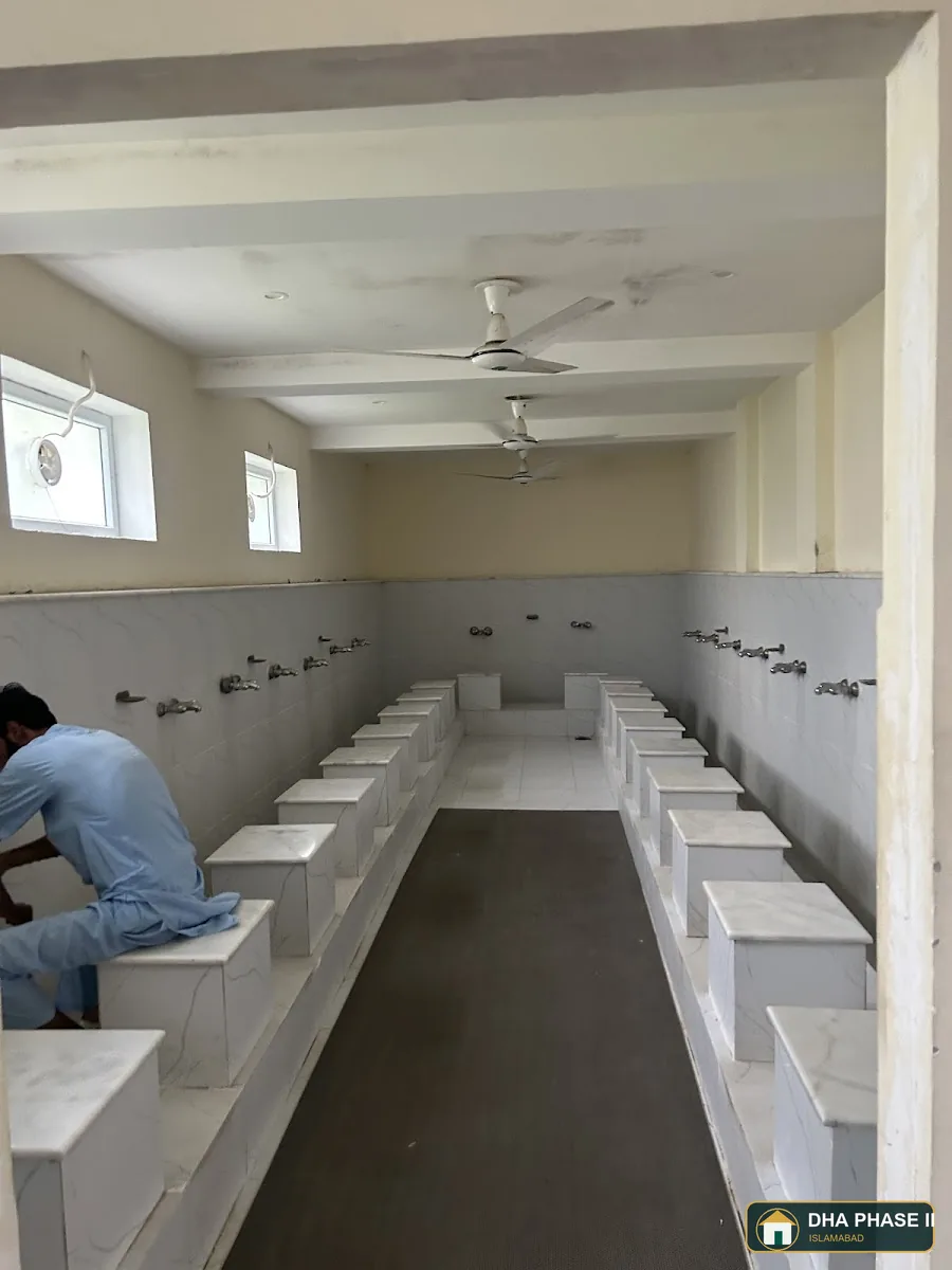 مدرسہ امھات المومنین in DHA Phase II Islamabad