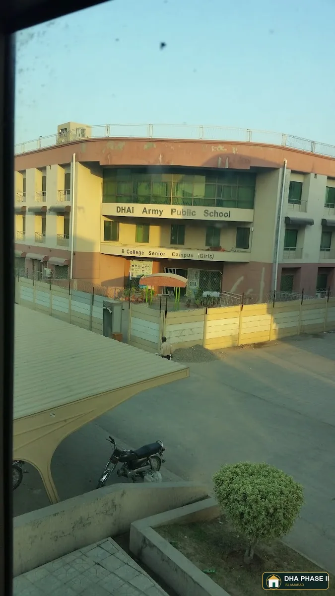 DES Flagship Campus in DHA Phase 2 Islamabad — photo 3
