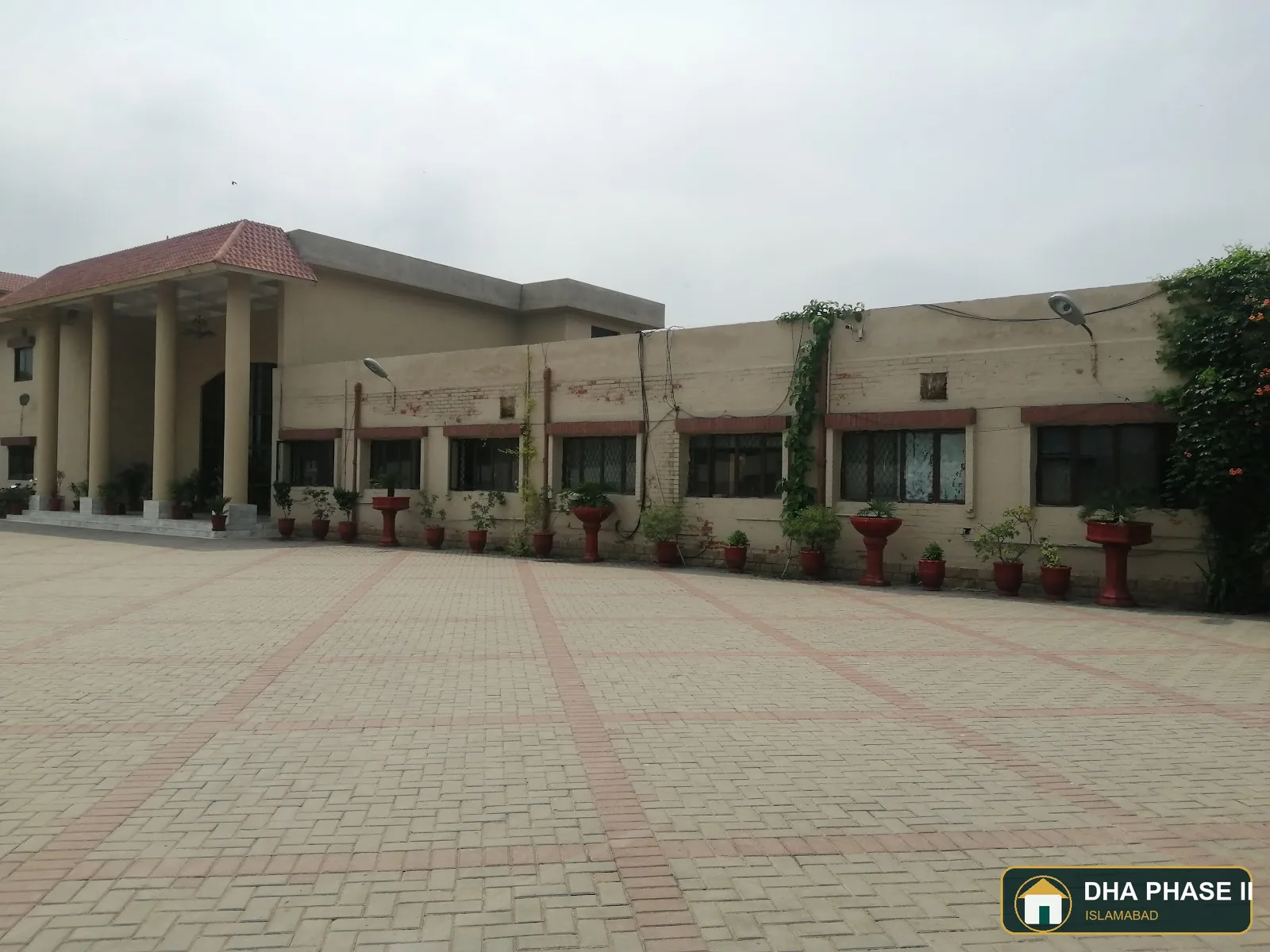 Fatima Jinnah Girls Model College in DHA Phase 2 Islamabad — photo 2