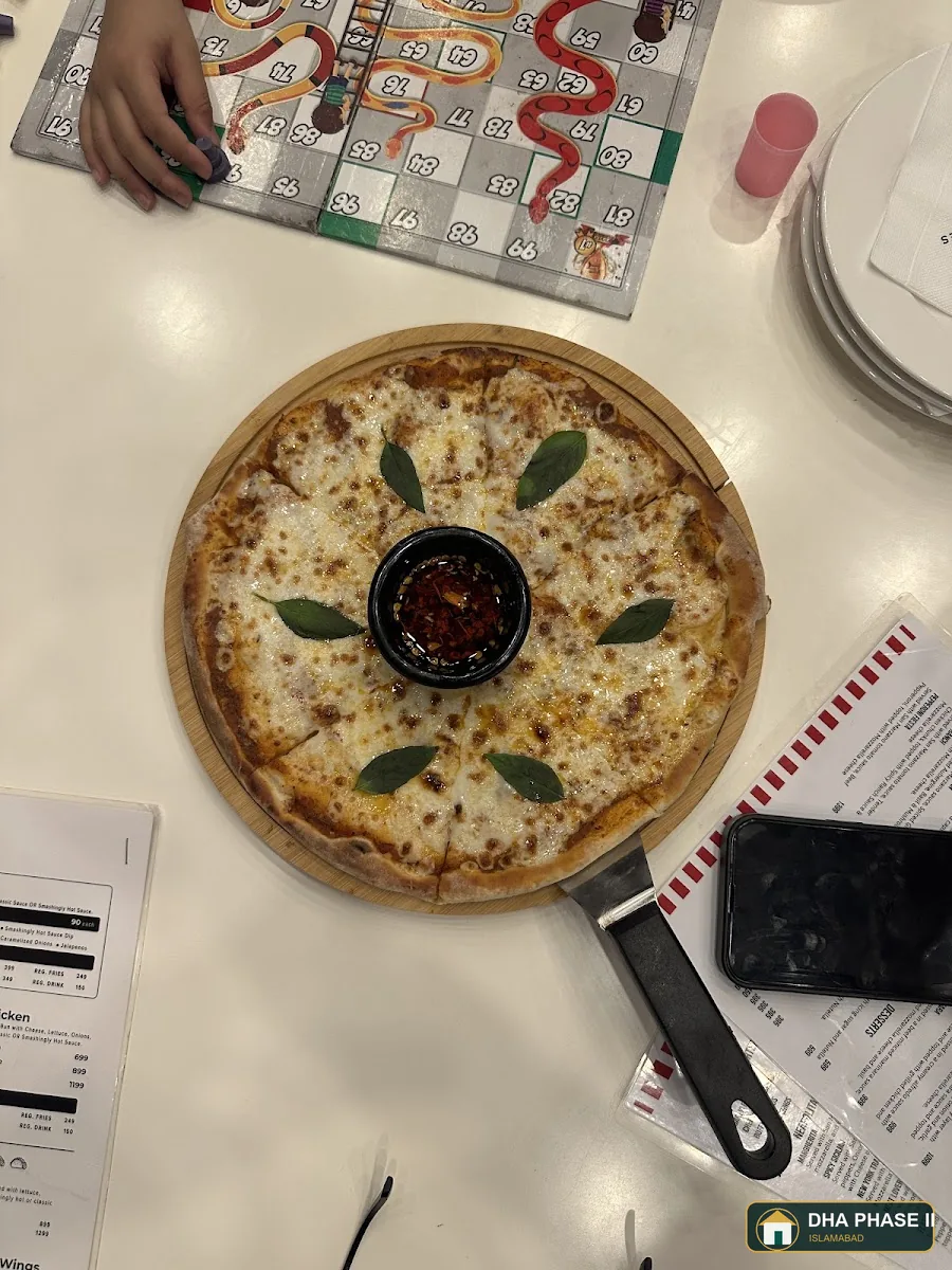 Flatbreads Pizzeria in DHA Phase II Islamabad — photo 2