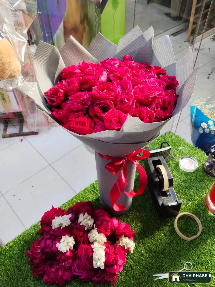 Flower Emporium Flower Shop In DHA 2 in DHA Phase II Islamabad — photo 4