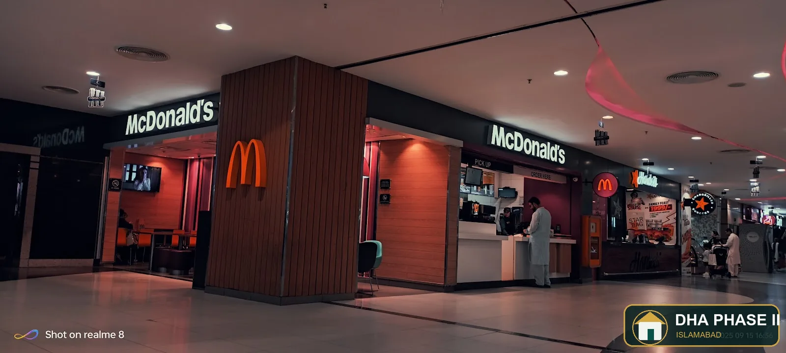 KFC | WTC in DHA Phase II Islamabad — photo 12