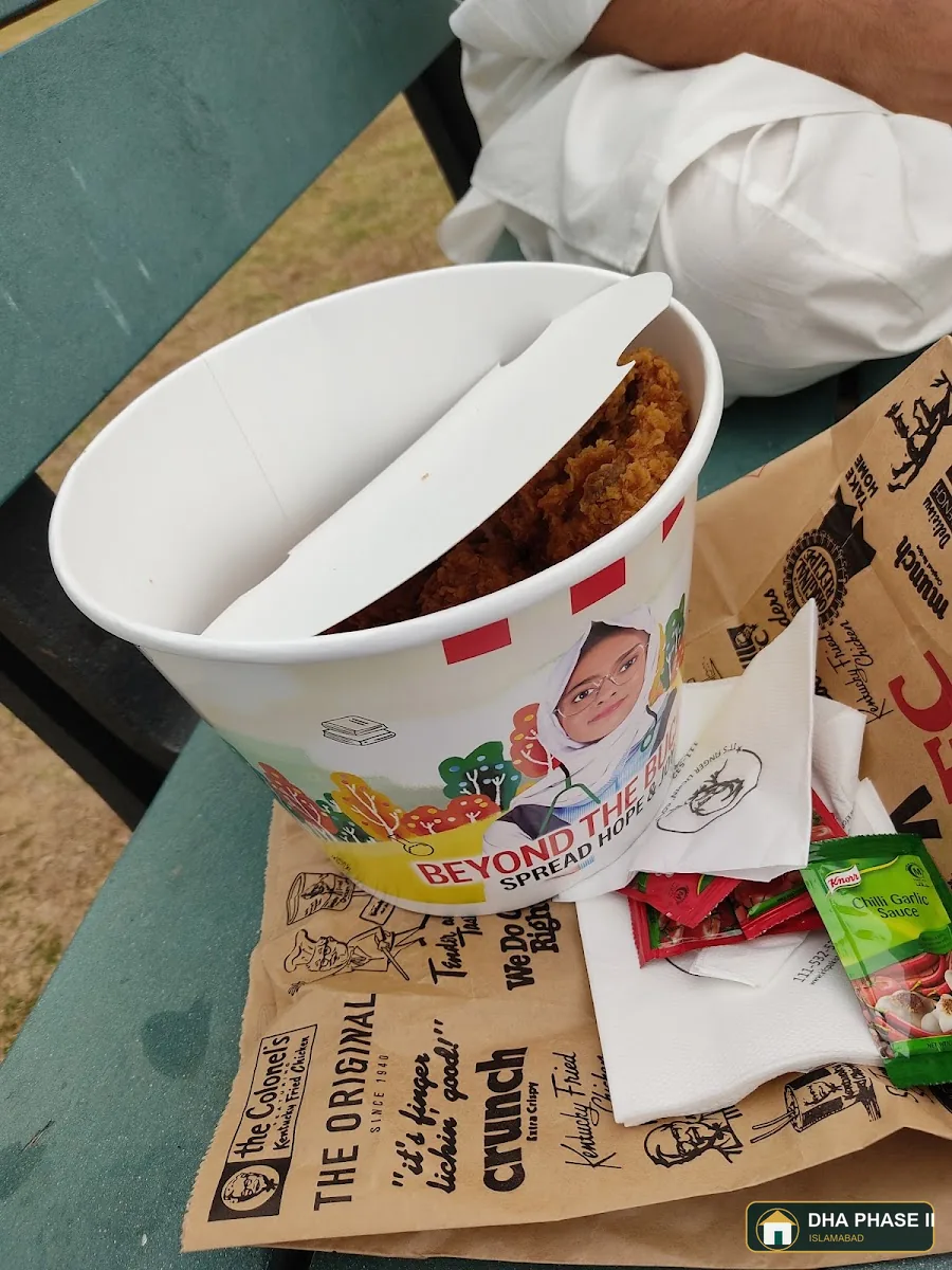 KFC in DHA Phase II Islamabad — photo 4