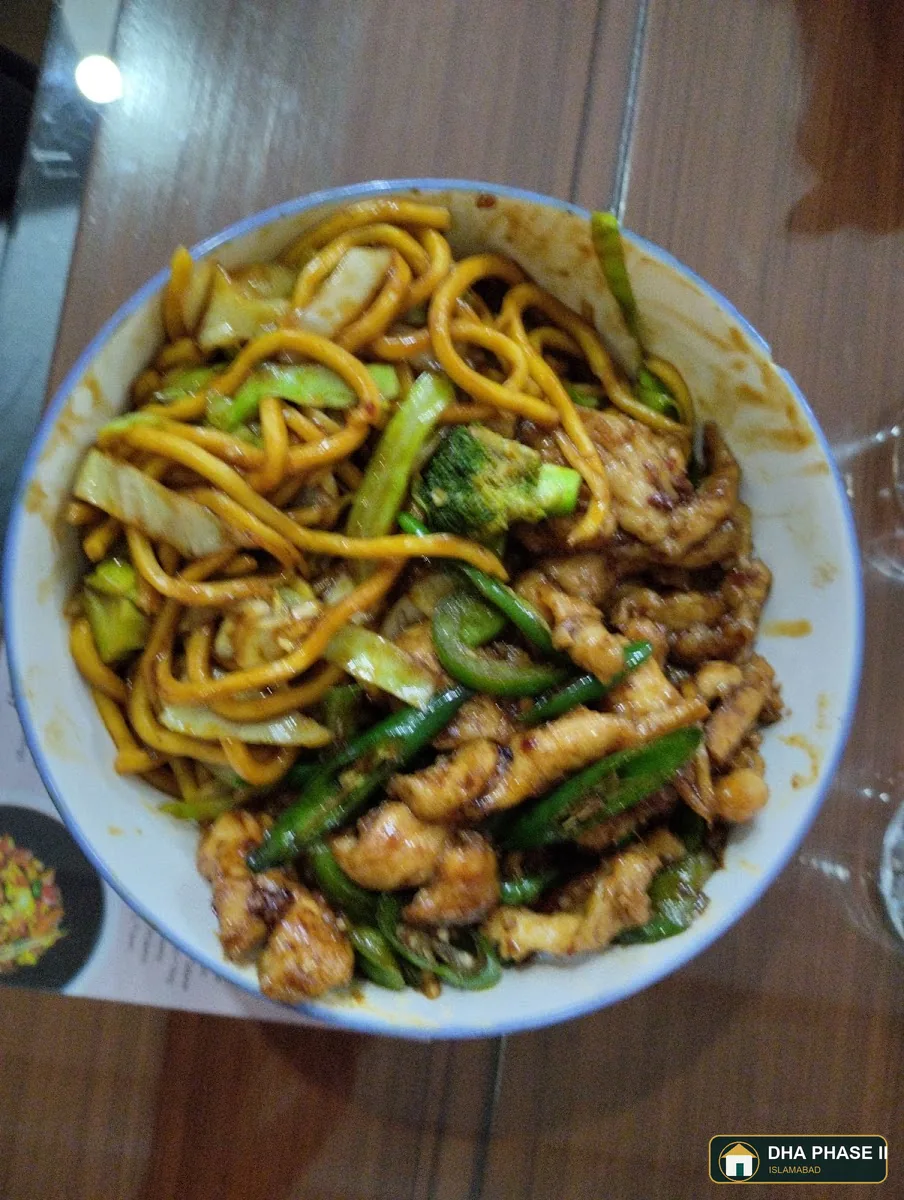 Summi’s Dumplings & Cuisine (Chinese & Thai Restaurant) in DHA Phase II Islamabad — photo 11