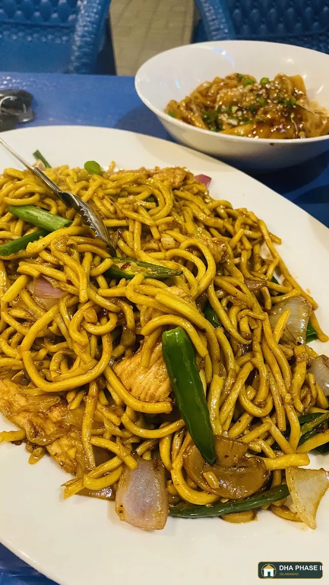 Summi’s Dumplings & Cuisine (Chinese & Thai Restaurant) in DHA Phase II Islamabad — photo 8