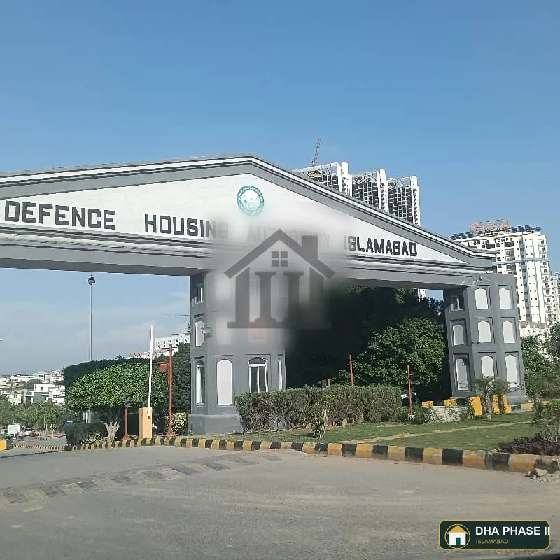 8 Marla Commercial Plot For Sale