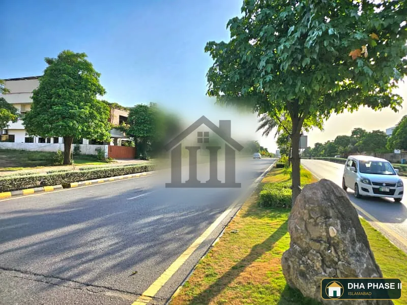 Main Boulevard Investor Rate 1 Kanal Plot For Sale