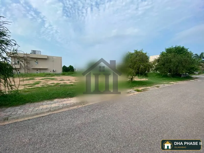 Prime Location Near Family Bee Park 20-Marla South Face PLOT FOR SALE In Sec C DHA 2 Islamabad image 5