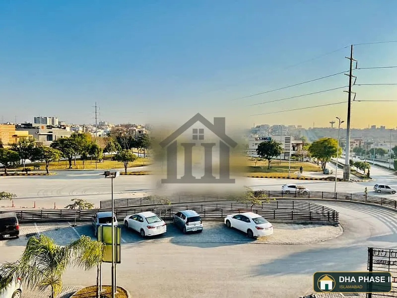 KANAL PLOT SECTOR E WALKING DISTANCE FROM MCDONDLS ROUND ABOUT image 2