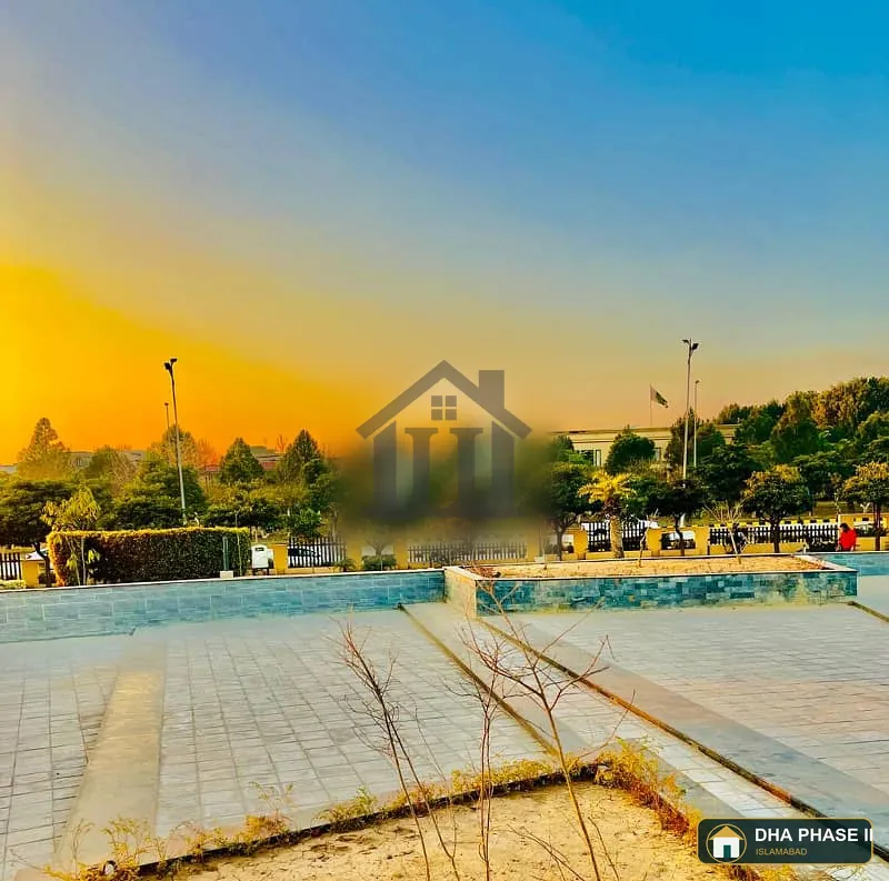 KANAL PLOT SECTOR E WALKING DISTANCE FROM MCDONDLS ROUND ABOUT image 4