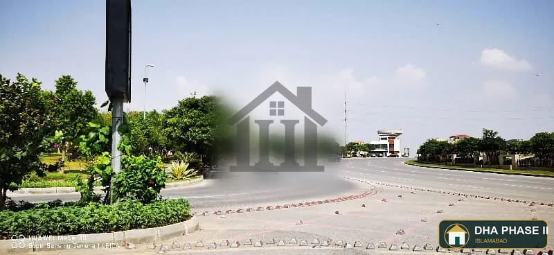 SECTOR G CORNER NEAR TO MASJID COMMERCIAL AND PARK PLOT FOR SALE