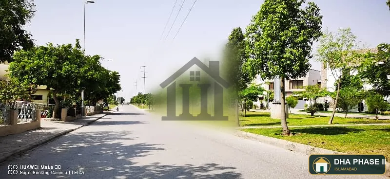 SECTOR G CORNER NEAR TO MASJID COMMERCIAL AND PARK PLOT FOR SALE image 2