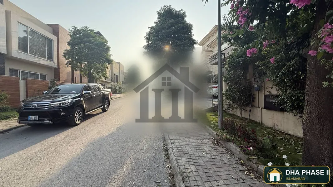 South Face Corner 1kanal Plot Is Available For Sale