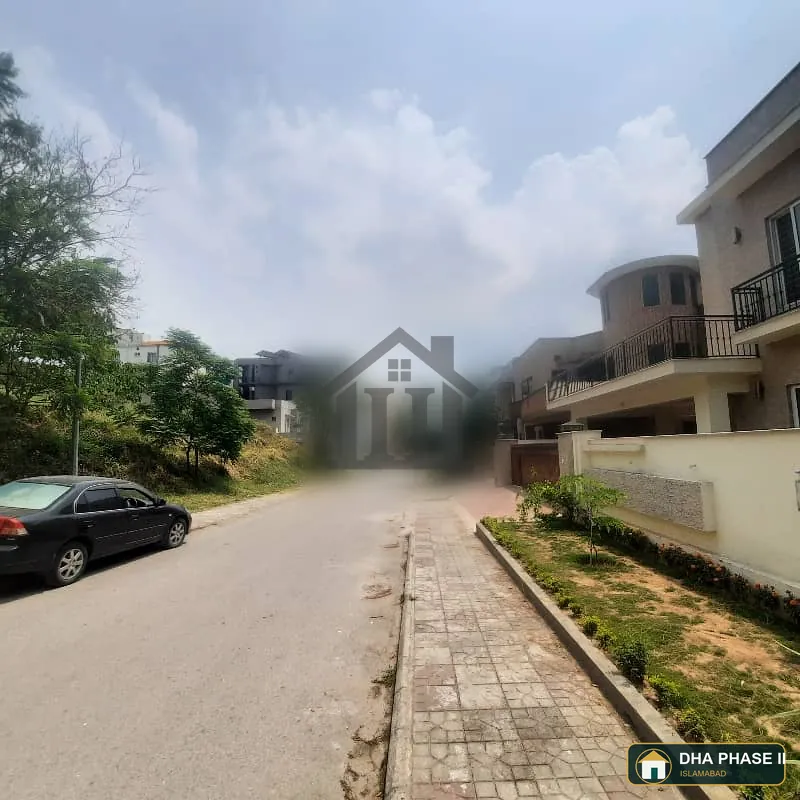 1 Kanal South-Face Easy Access Plot For Sale image 6