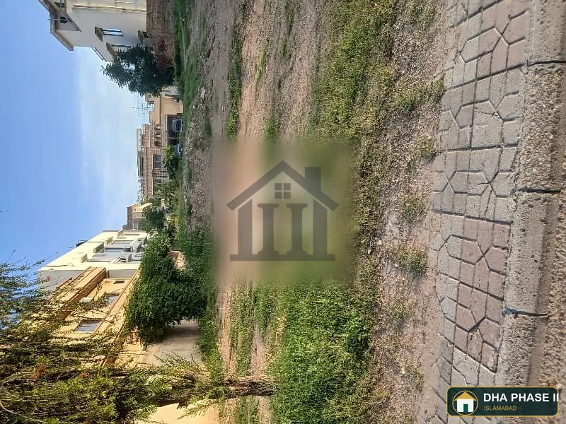 Ideal location Near to Central Park plot available image 4