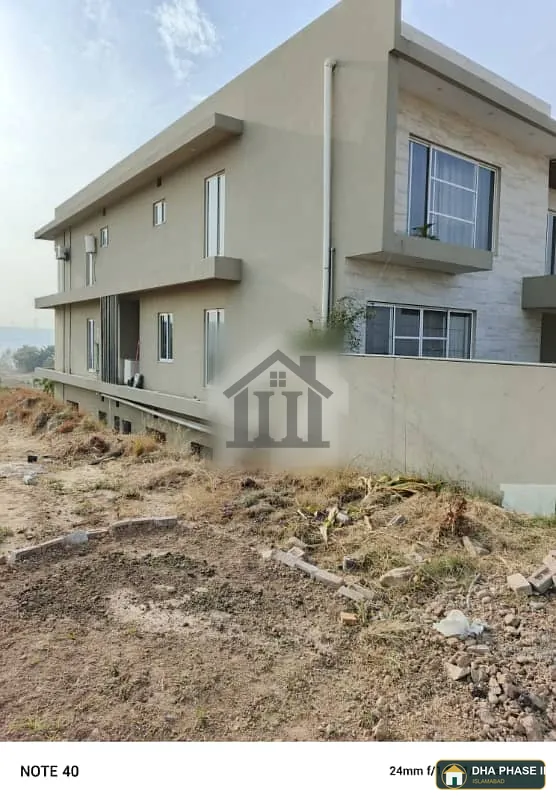 10 Marla Plot with Extra land image 4