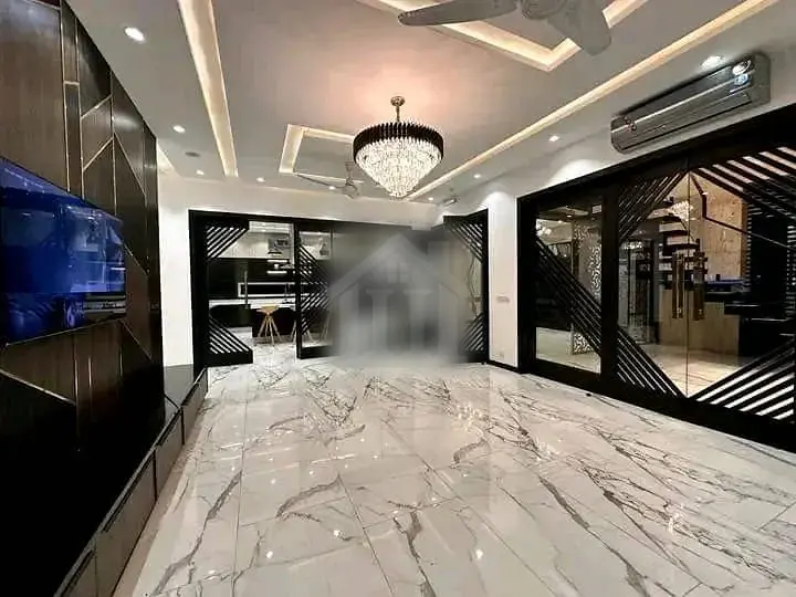 Full 6 Bed Luxury Living Spacious and Well Maintained Prime Location Ideally Located near Parks and Commercial Areas This Hou 1 Kanal House for Rent in DHA Phase 2 Islamabad