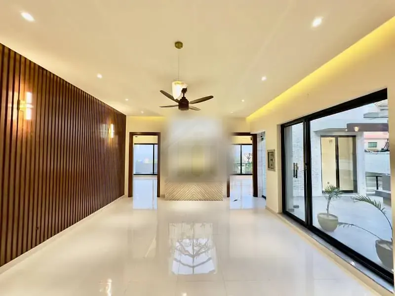 One Kenal Six Bed Good Location Dealer Plz Give Proper Details to Client Before Planning Your Visit 1 Kanal House for Rent in DHA Phase 2 Islamabad