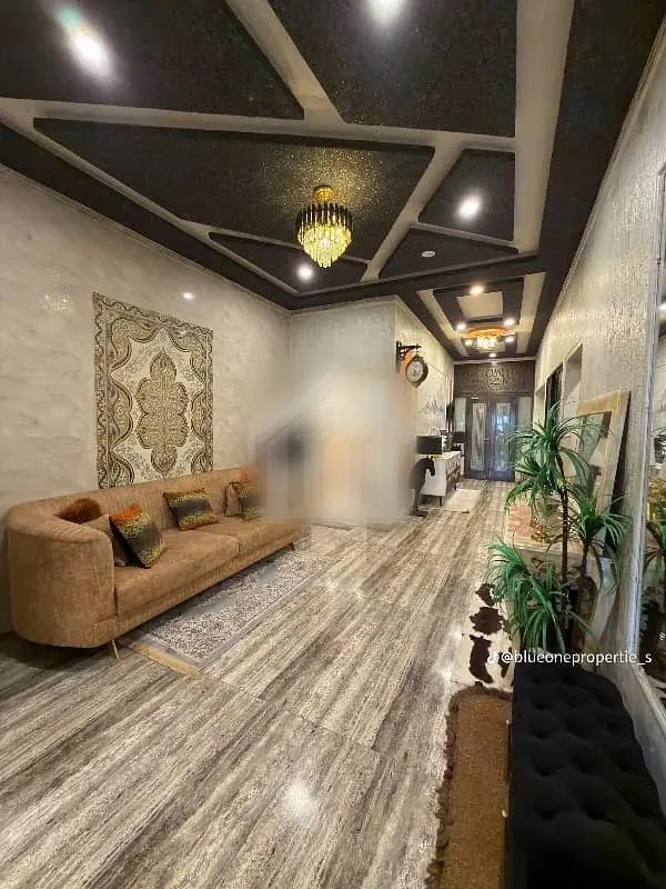 1.5 Kanal House With Lawn For Sale