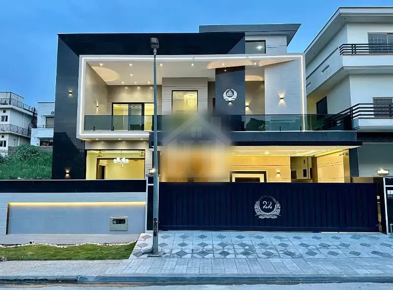 1 Kanal Aesthetic Design Bungalow On Prime Location Up For Sale