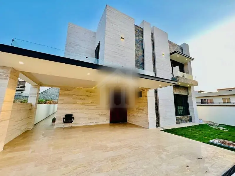 1 Kanal Aesthetic Design House Up For Sale On Prime Location