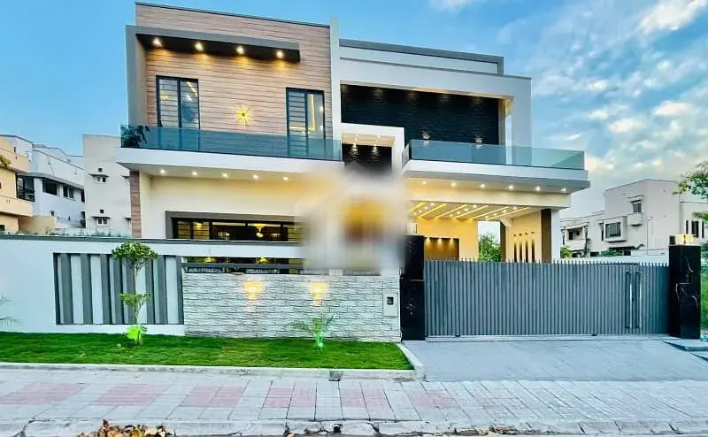 1 Kanal Brand New Beautiful Designer House For Sale
