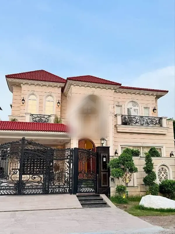 1 KANAL BRAND NEW DESIGNER HOUSE FOR SALE IN DHA PHASE 2