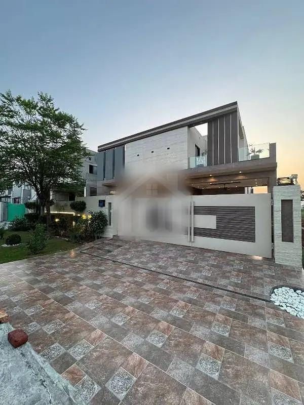 1 Kanal Brand New Designer Luxury House For Sale DHA Phase 2