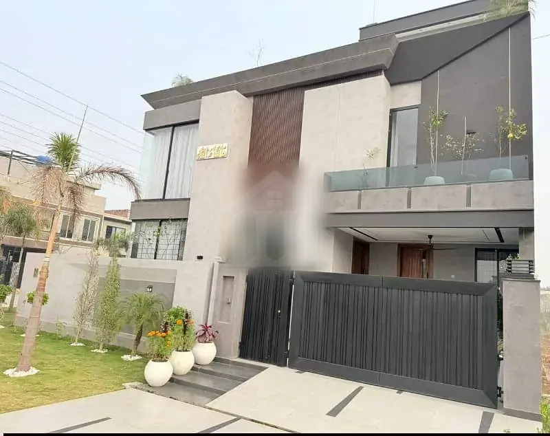 1 Kanal Brand New Designer Luxury House Stunning Designer House DHA Phase 2