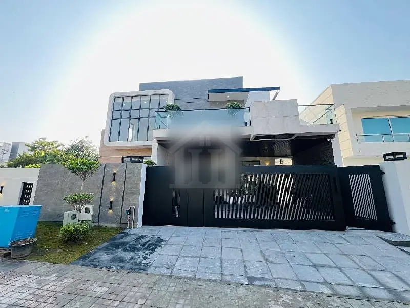 1 Kanal Corner Luxury Designer House For sale Near Family B Park