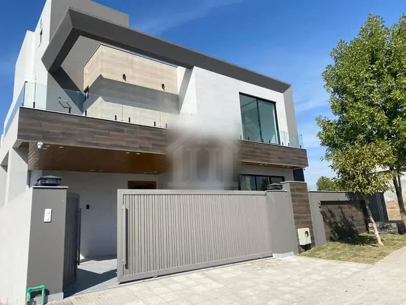 1 Kanal Designer House For Sale On Main Jinnah Blvd DHA 2 , Islamabad
