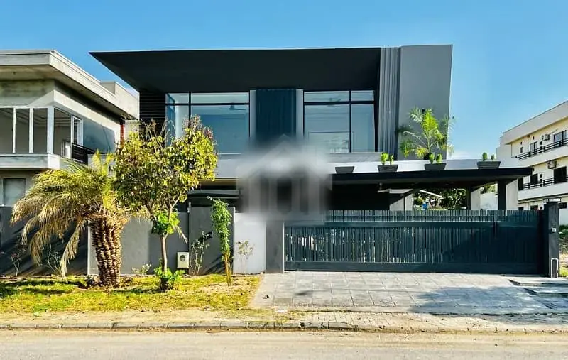 1 Kanal Elegant Design House Up For Sale