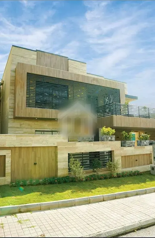 1 kanal luxury 3yr Old build house for sale Dha phase 2 islamabad