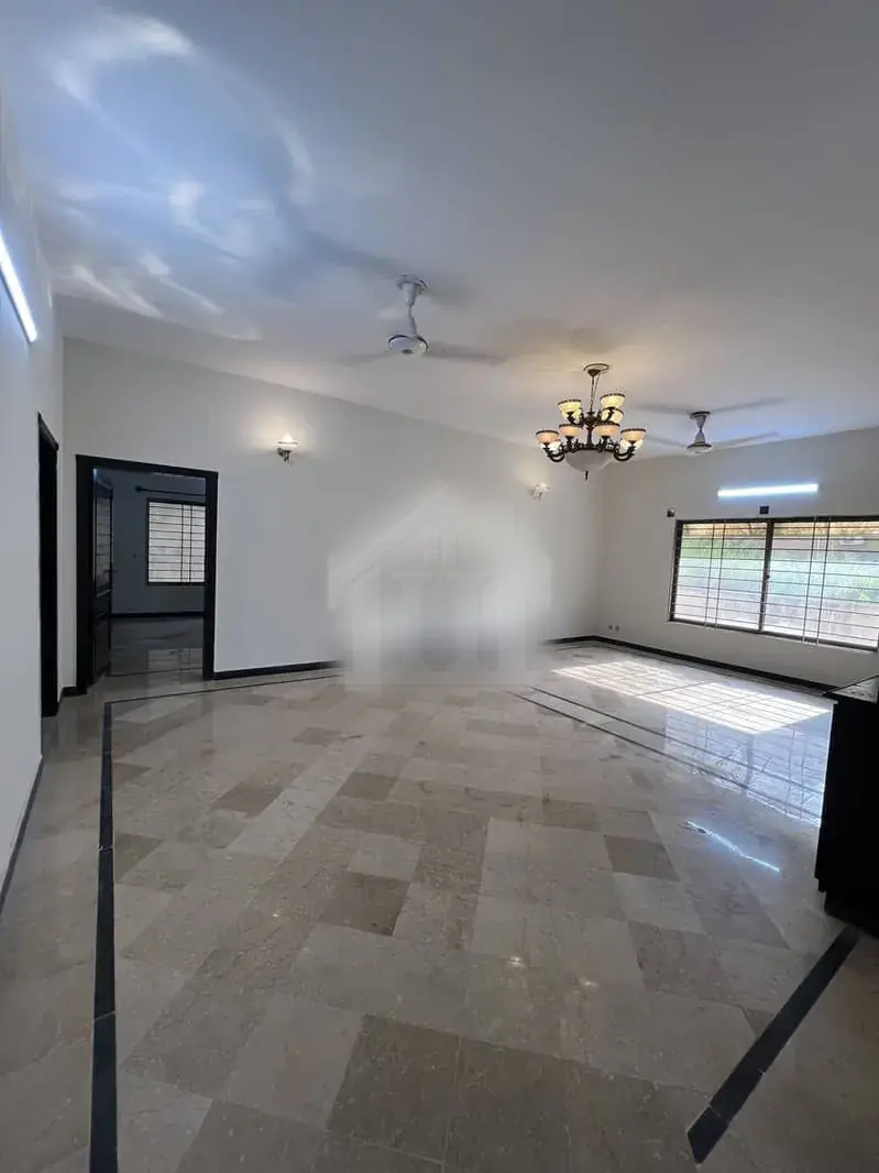 1 Kanal Triple Storey House For Sale In Dha Phase 2 Islamabad 7 Bed With Attached Washroom Ideal For Rental Property