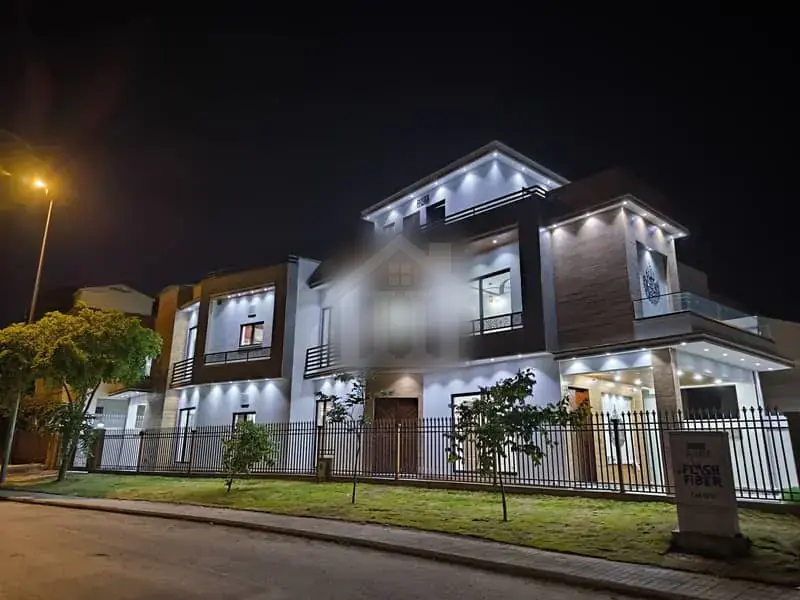 10 Marla Corner House for Sale Prime Location with Solar System