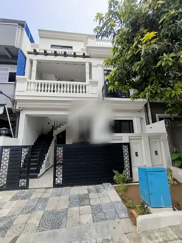 5 Marla Brand New House Available For Sale Prime Location