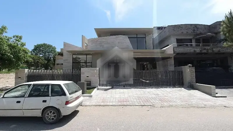 A Well Designed Prime Location House Is Up For sale In An Ideal Location In Islamabad