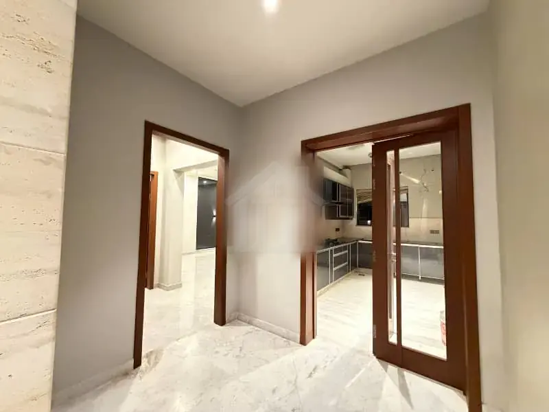 Basement + Central Air Conditioning Owner Built 1 Kanal House