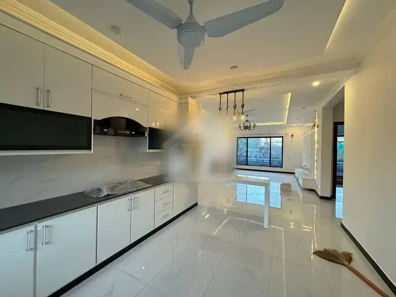 Beautiful House With Great Architectural Design Brand New Not Used At All.