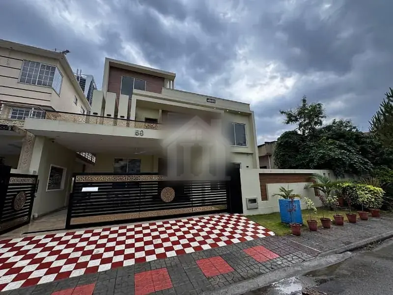 DHA Phase 2 Islamabad One Kanal Beautiful House For Sale