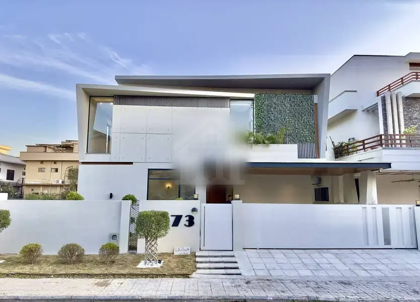DHA Phase 2 Luxury Move-In Ready 1 Kanal Designer Home!