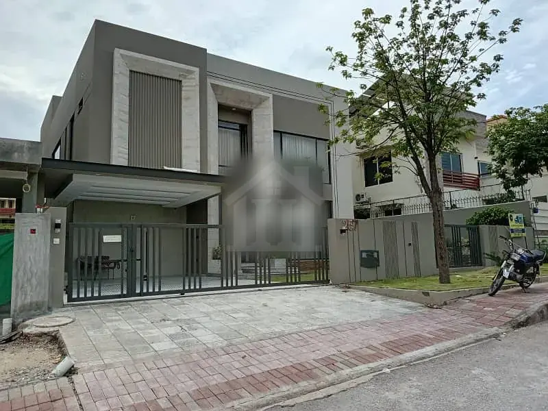 Kanal Luxury House Available For Sale In Dha Phase 2 Islamabad
