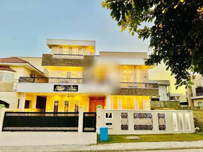 Luxurious 1 Kanal House For Sale In DHA Phase 2, Islamabad