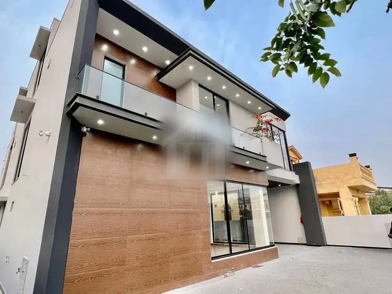 Luxury 1 Kanal Designer House for Sale