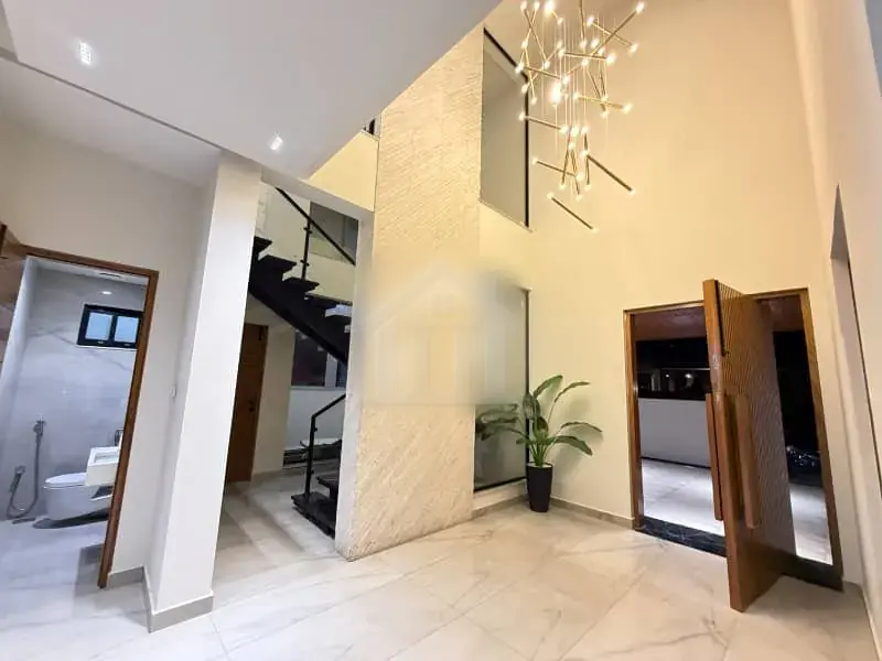 Near Central Park, 1Kanal Designer House