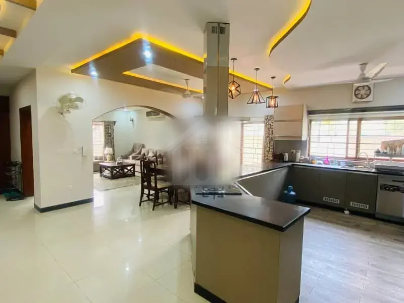 One Kanal Basmint House For Sale