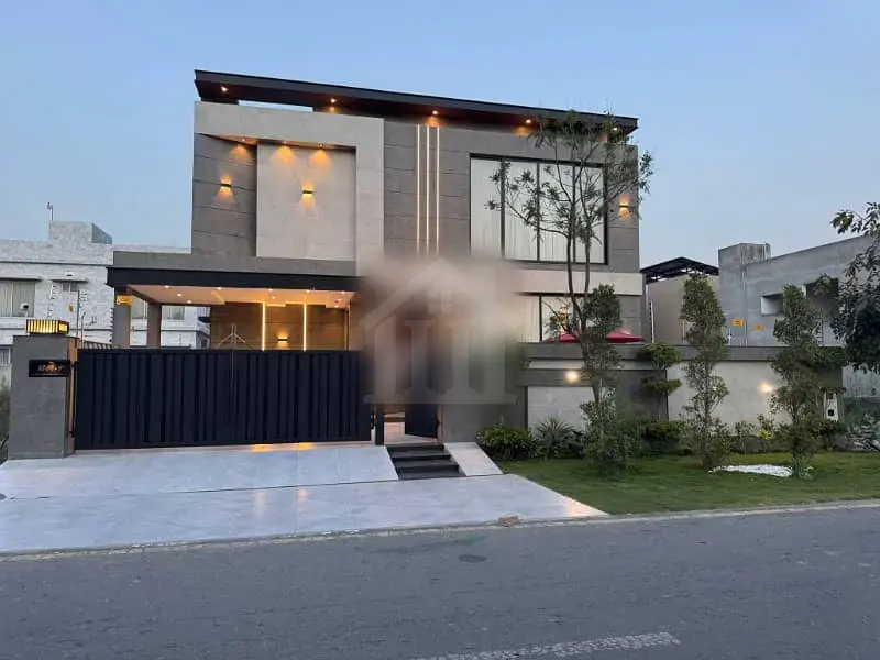 ONE KANAL BRAND NEW LUSH FULLY FURNISHED DESIGNER HOUSE FOR SALE IN DHA 2 ISB