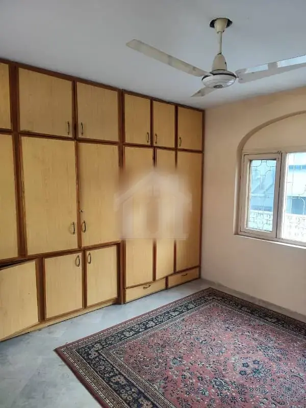 One Kanal Corenr House Available For Sale In Dha 2