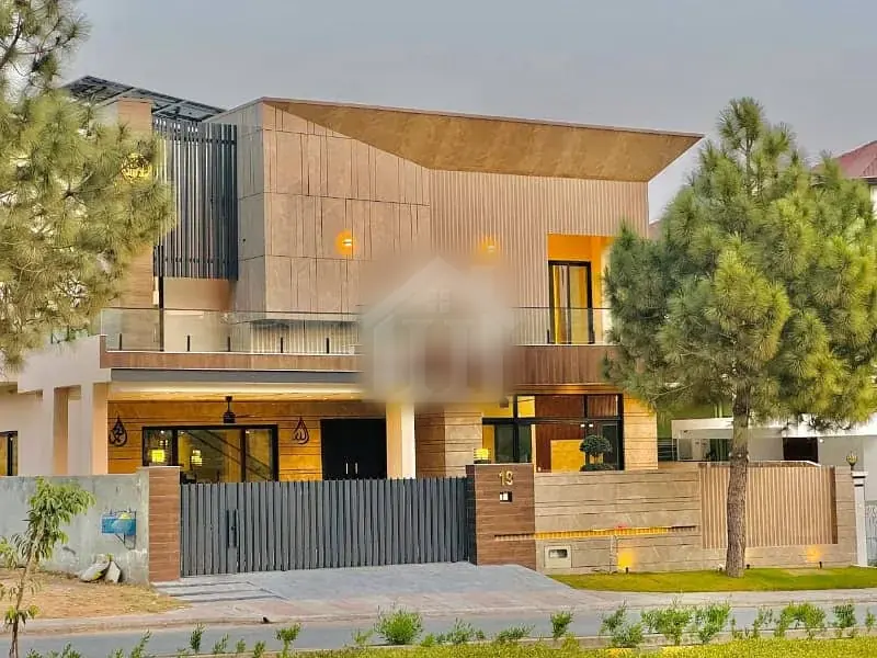 One Kanal Ultra Luxury Designer House In DHA Islamabad